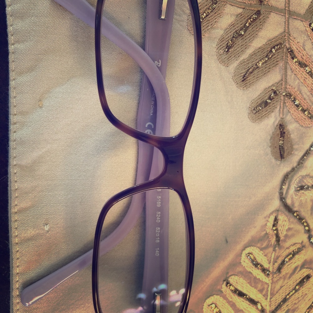 Women’s Ray-Ban glasses 👓 with lavender accent